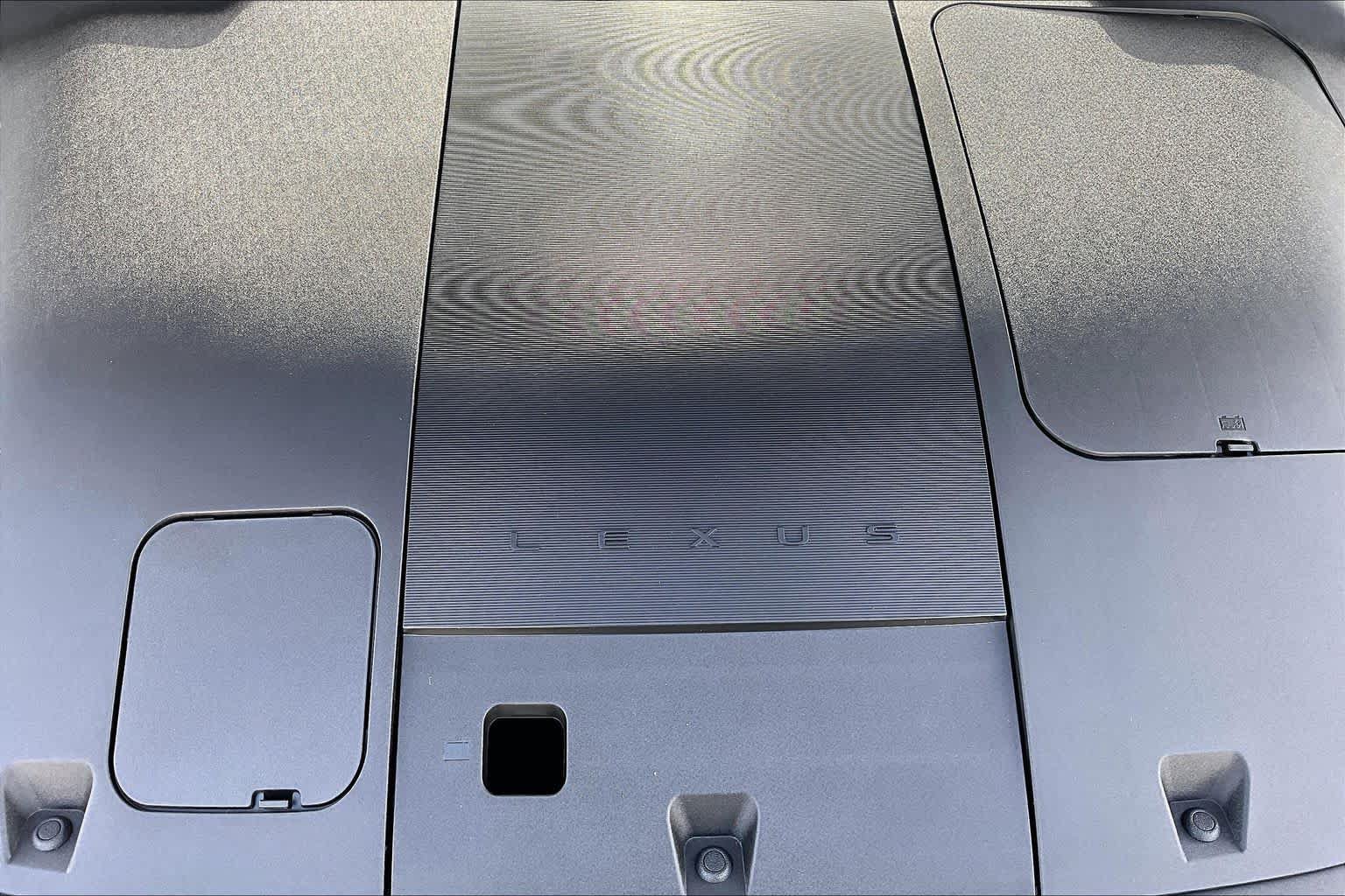 New 2026 Lexus ES 350e FWD image 17