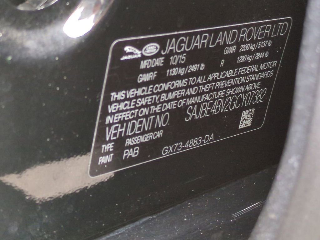 Used 2016 Jaguar XF Prestige image 31