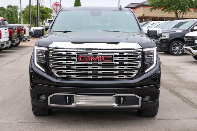 Used 2023 GMC Sierra 1500 Denali w/ Denali Reserve Package AWD/4WD image 2