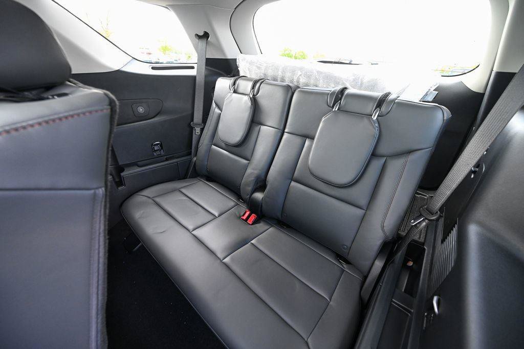 New 2026 Ford Explorer Active w/ Active Comfort Package AWD/4WD image 20