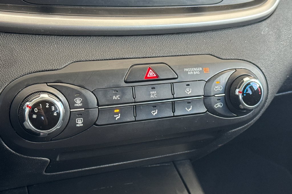 Used 2016 Kia Sorento LX FWD image 24