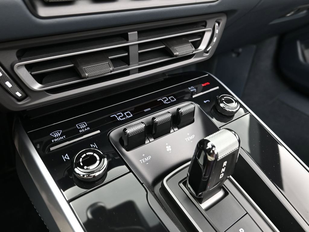 Certified 2024 Porsche 911 Turbo S AWD/4WD image 19