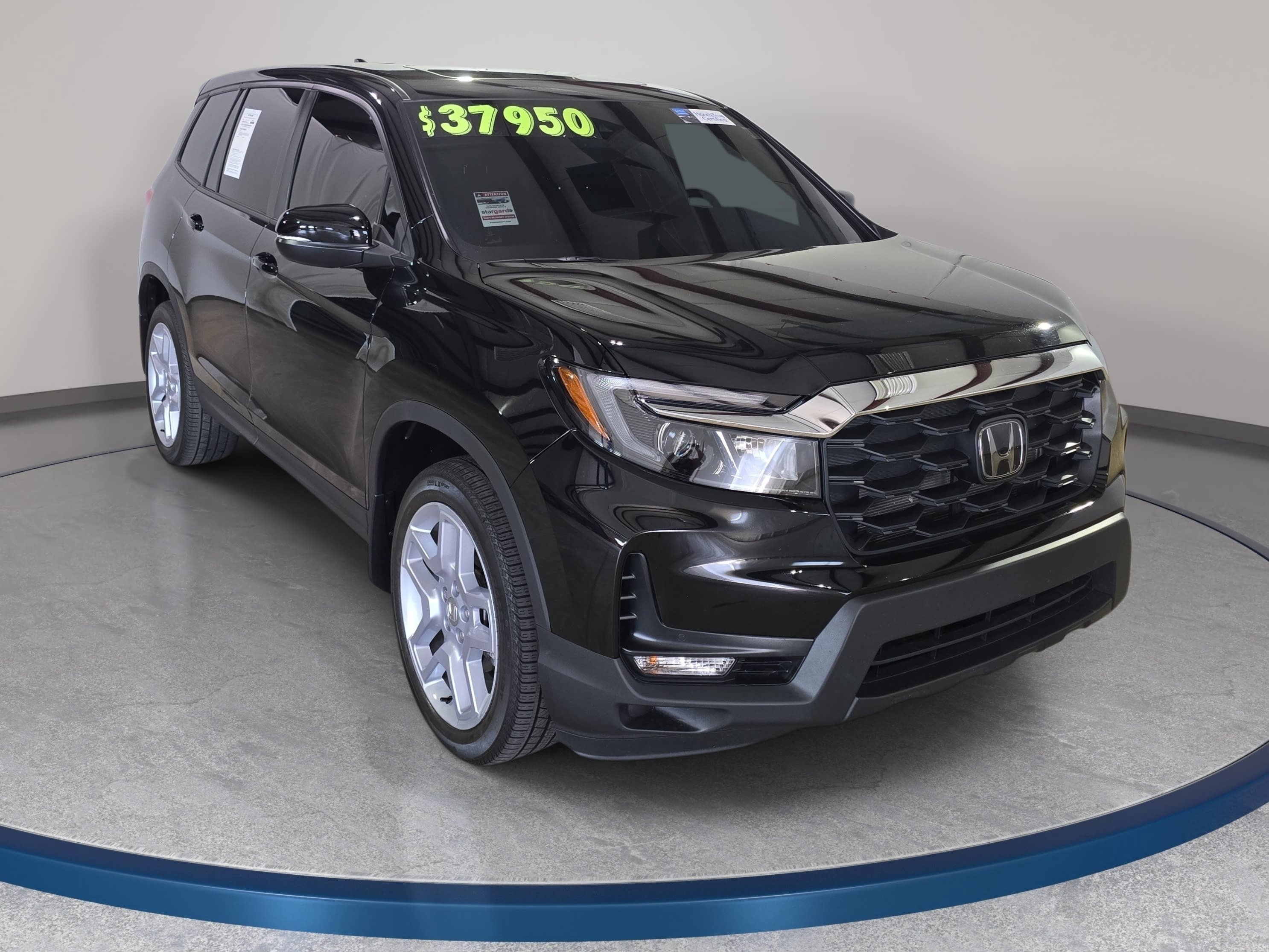 Certified 2025 Honda Passport EX-L image 4