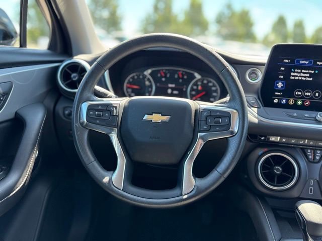 Used 2025 Chevrolet Blazer LT w/ Convenience Package image 19