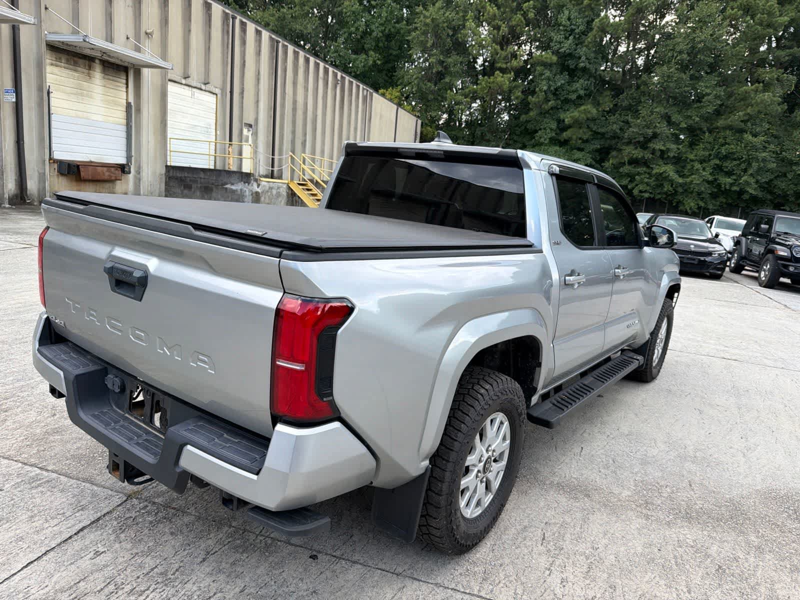 Used 2024 Toyota Tacoma SR5 AWD/4WD image 11