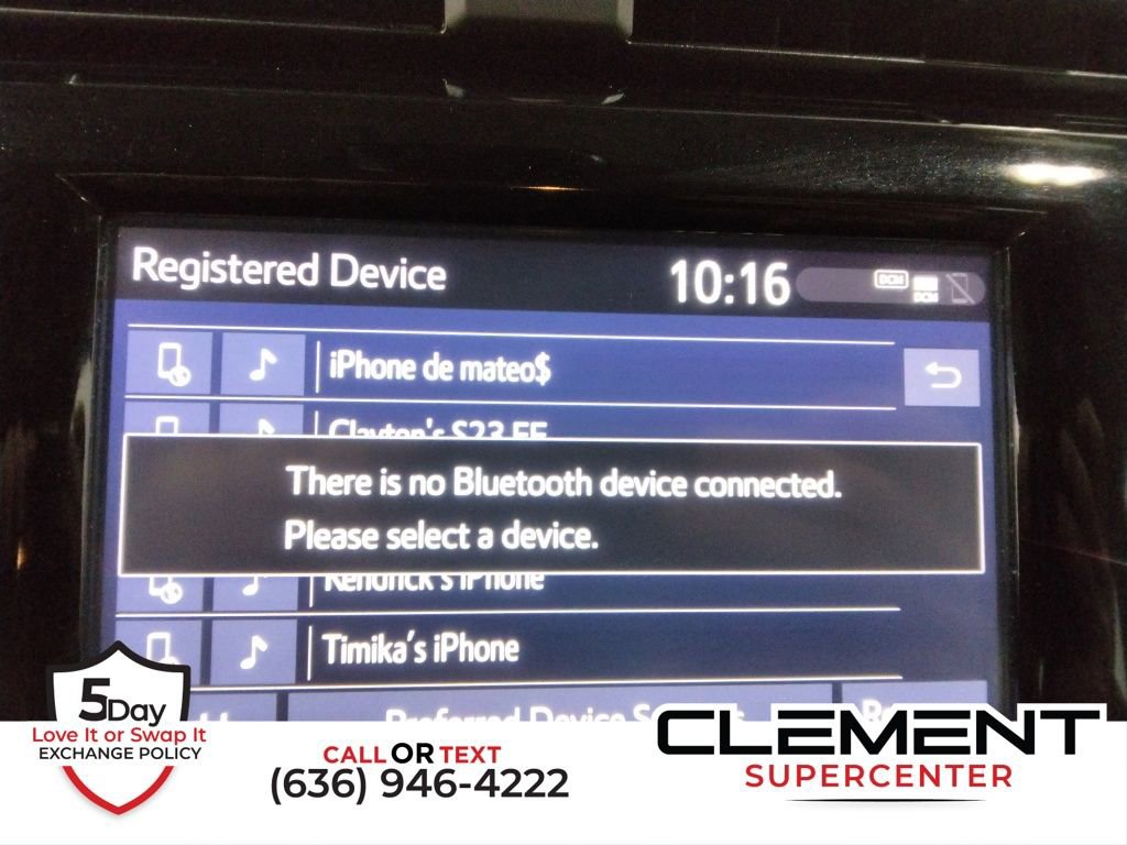 Used 2020 Toyota Camry LE image 20