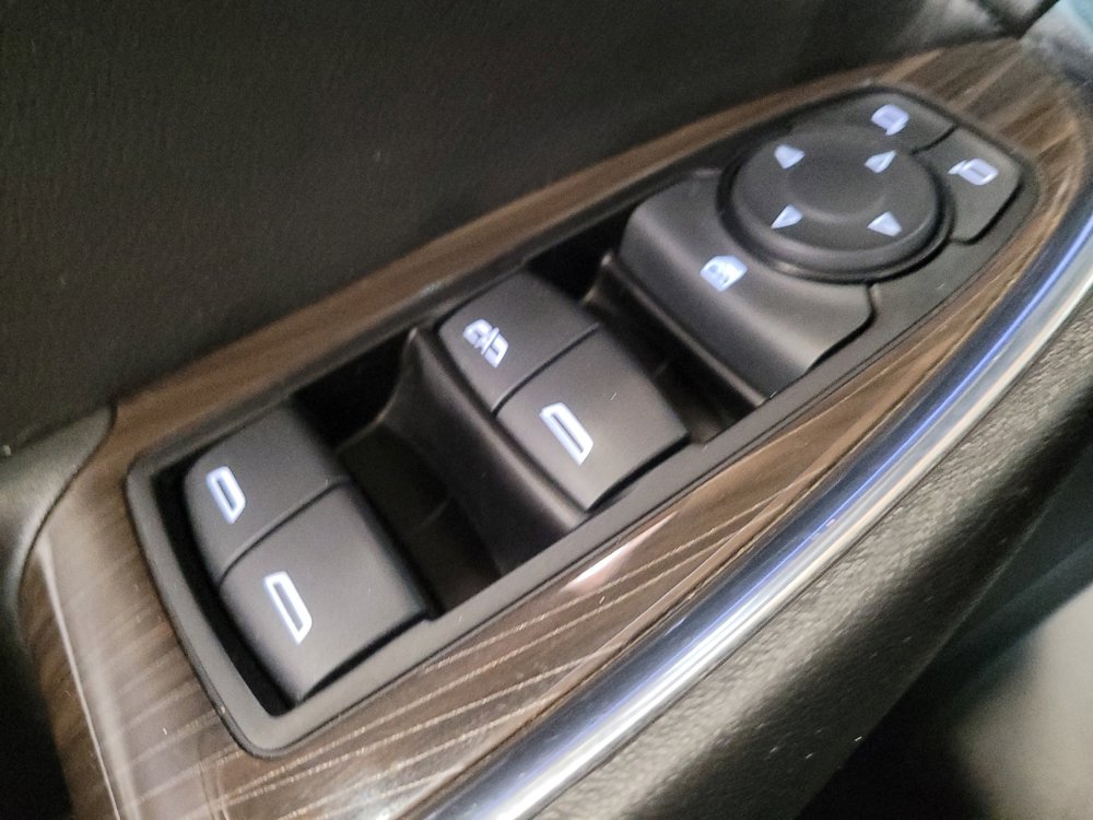 Used 2023 Chevrolet Malibu LT FWD image 27