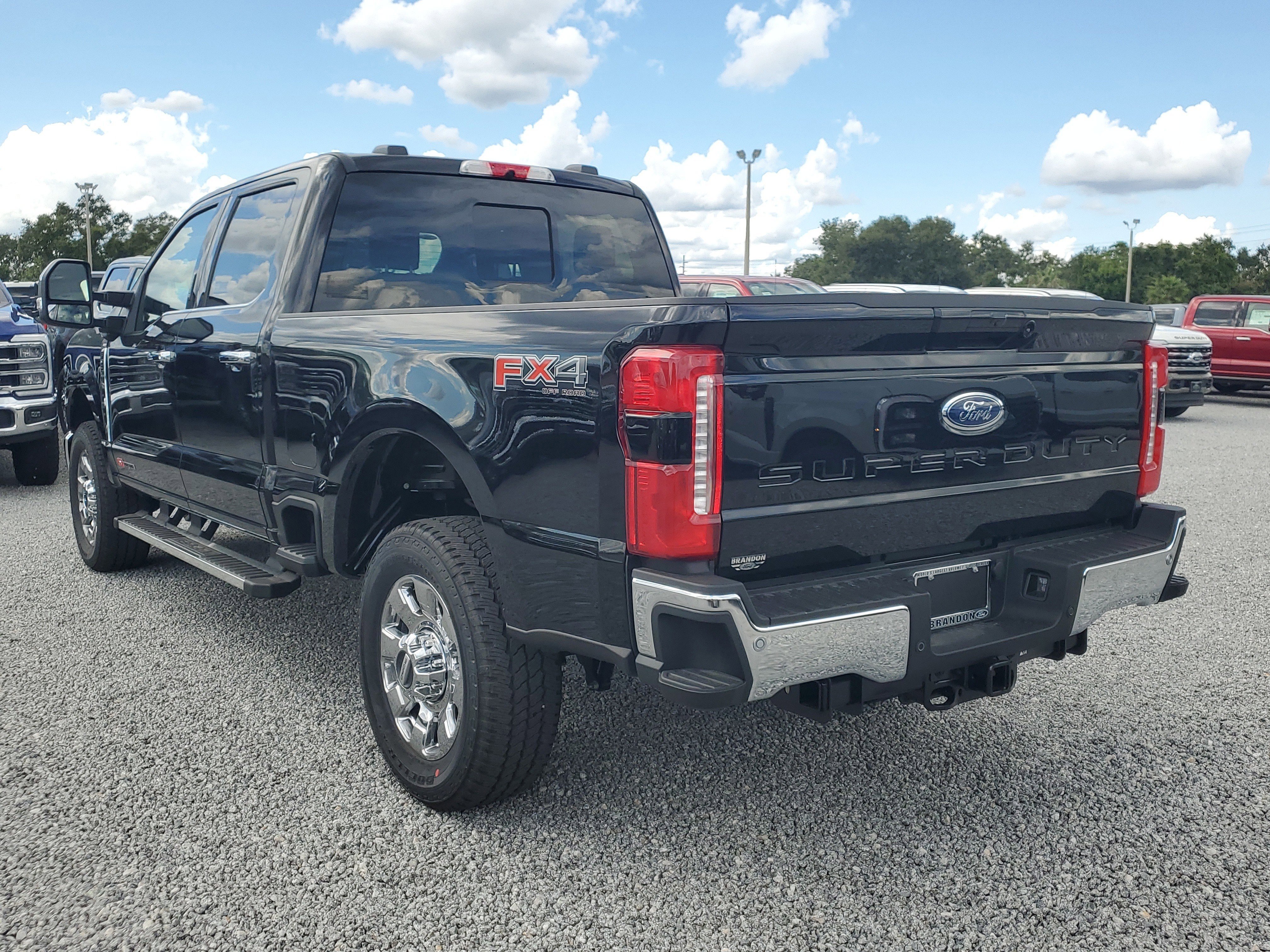 New 2026 Ford F250 Lariat w/ Chrome Package image 8