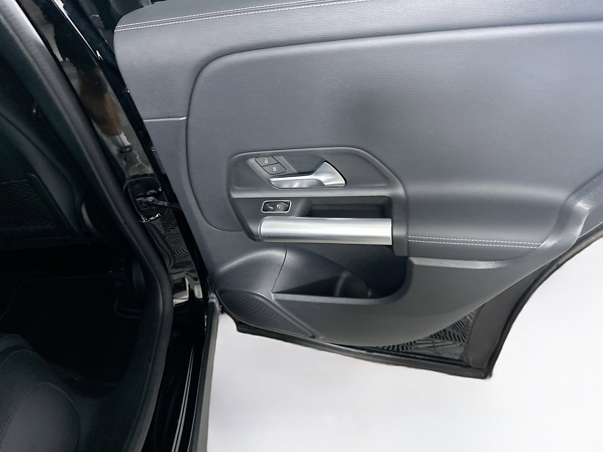 Used 2025 Mercedes-Benz GLA 250 image 29