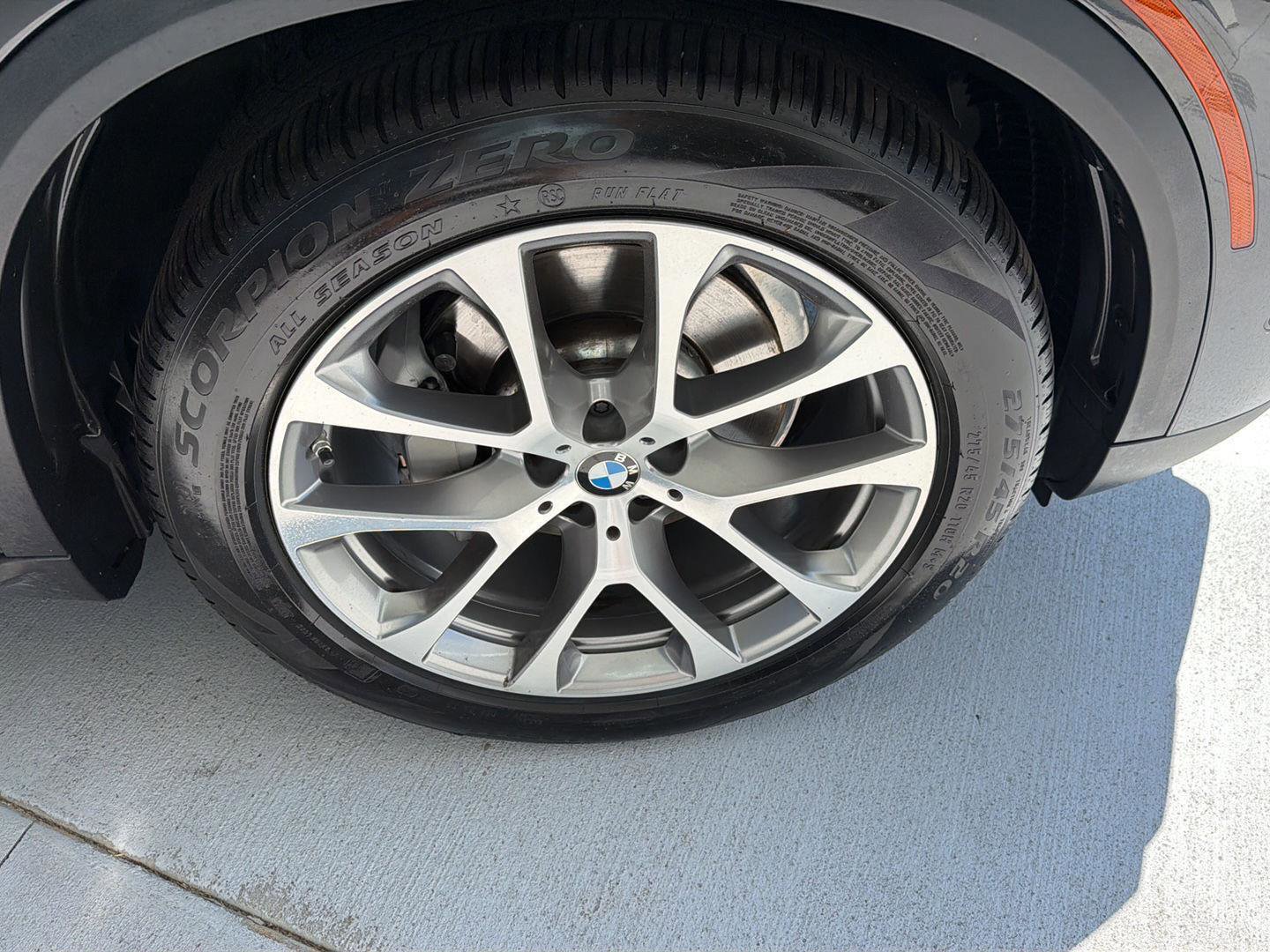 Used 2019 BMW X5 xDrive40i w/ Premium Package 2 AWD/4WD image 40