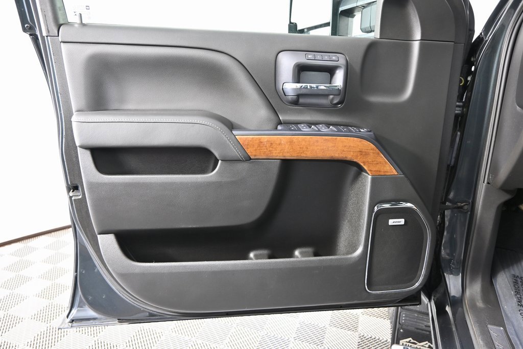 Used 2019 Chevrolet Silverado 3500 High Country w/ Duramax Plus Package image 23