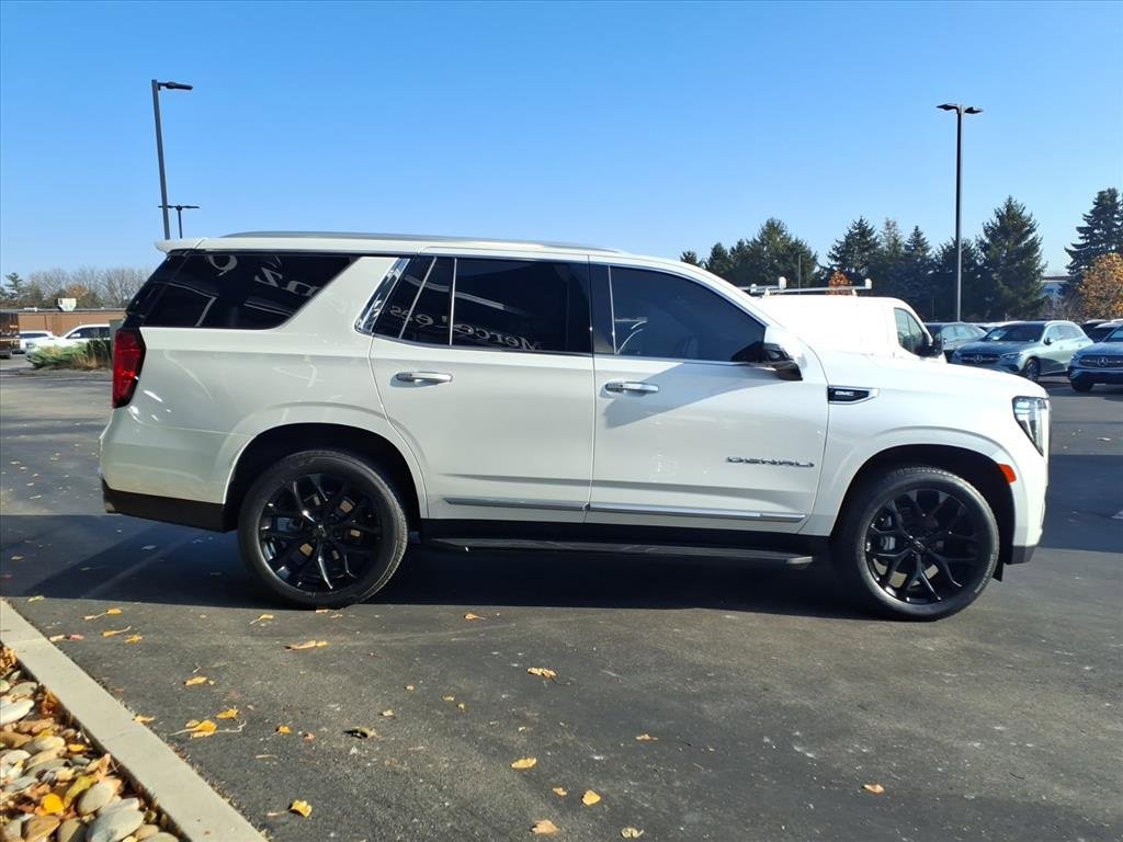 Used 2023 GMC Yukon Denali w/ LPO, Floor Liner Package image 7