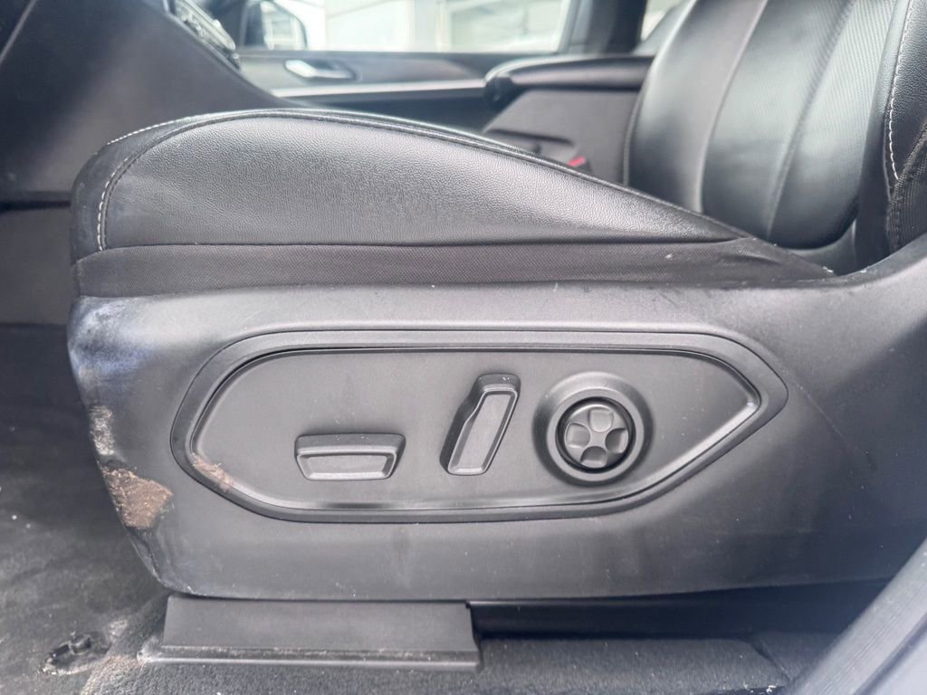 Used 2024 Jeep Grand Cherokee L Limited w/ Luxury Tech Group II image 13