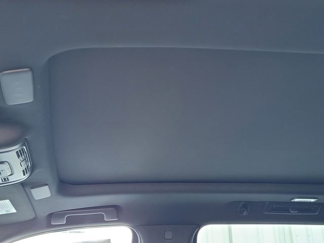 Used 2023 Cadillac Escalade ESV Sport AWD/4WD image 14