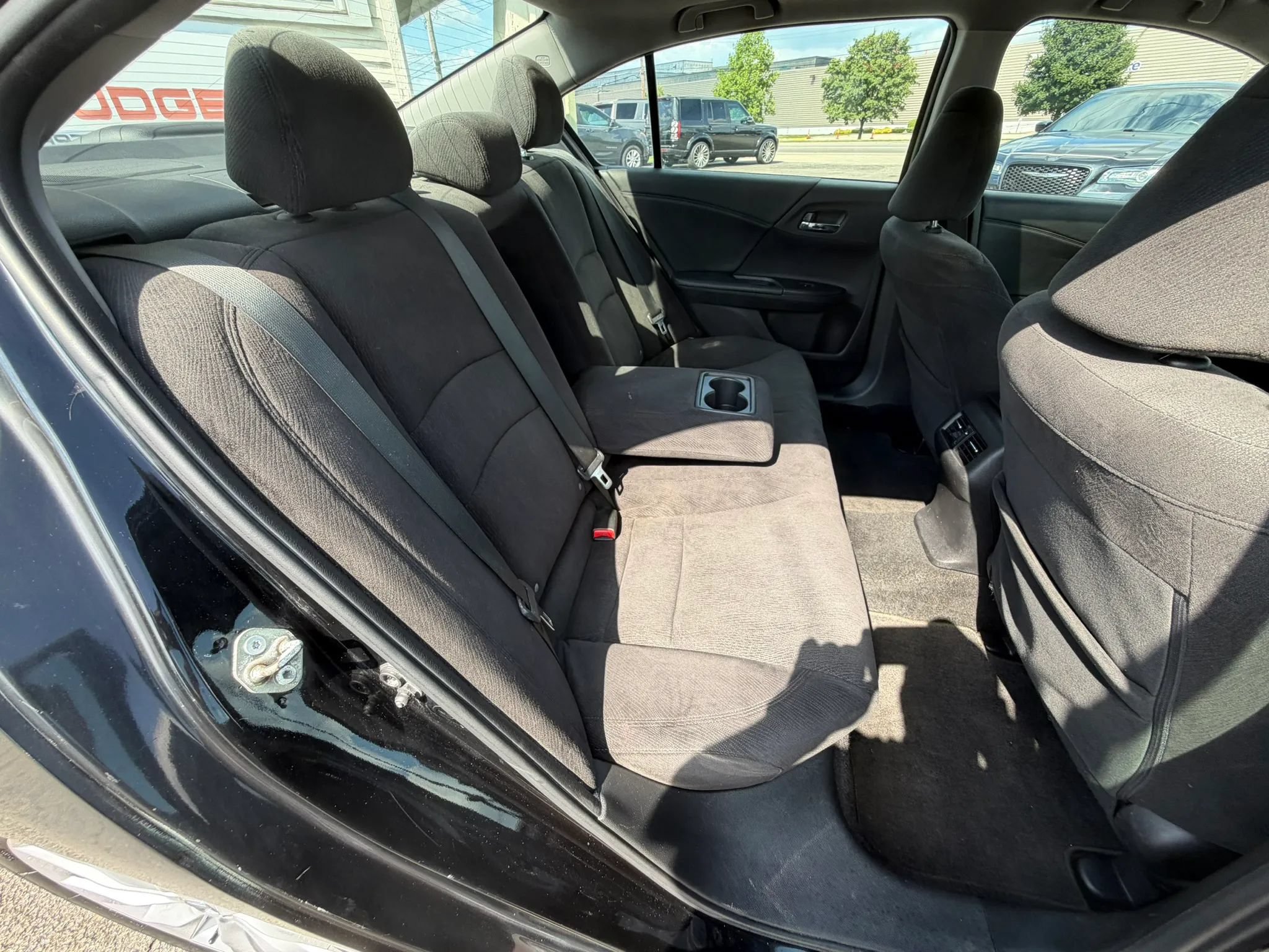 Used 2015 Honda Accord EX image 28