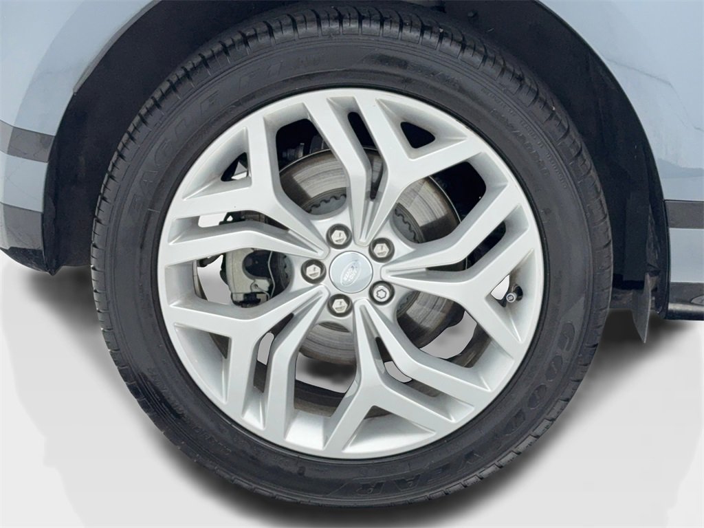 Used 2023 Land Rover Range Rover Evoque R-Dynamic SE image 53