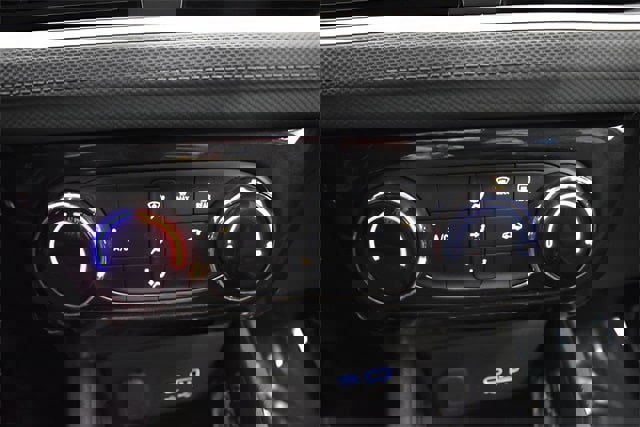 Used 2025 Chevrolet TrailBlazer LT image 29