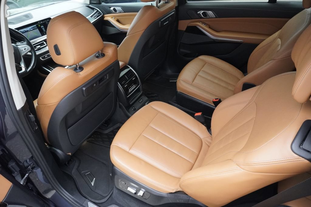 Used 2020 BMW X7 xDrive40i w/ Premium Package AWD/4WD image 29