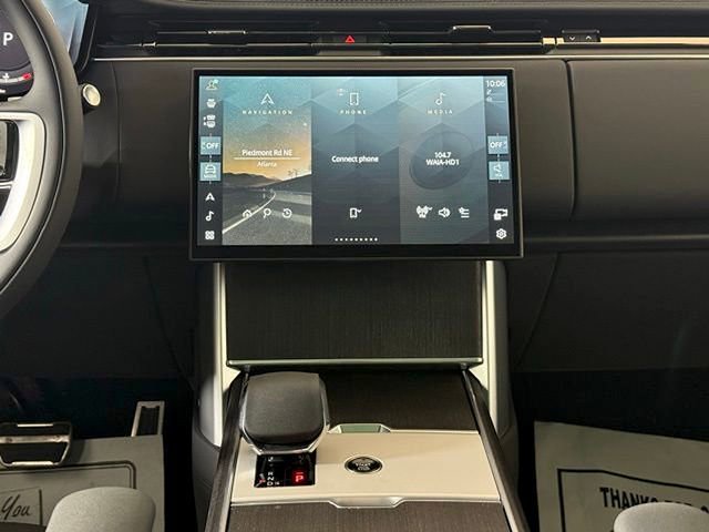New 2025 Land Rover Range Rover SE image 26