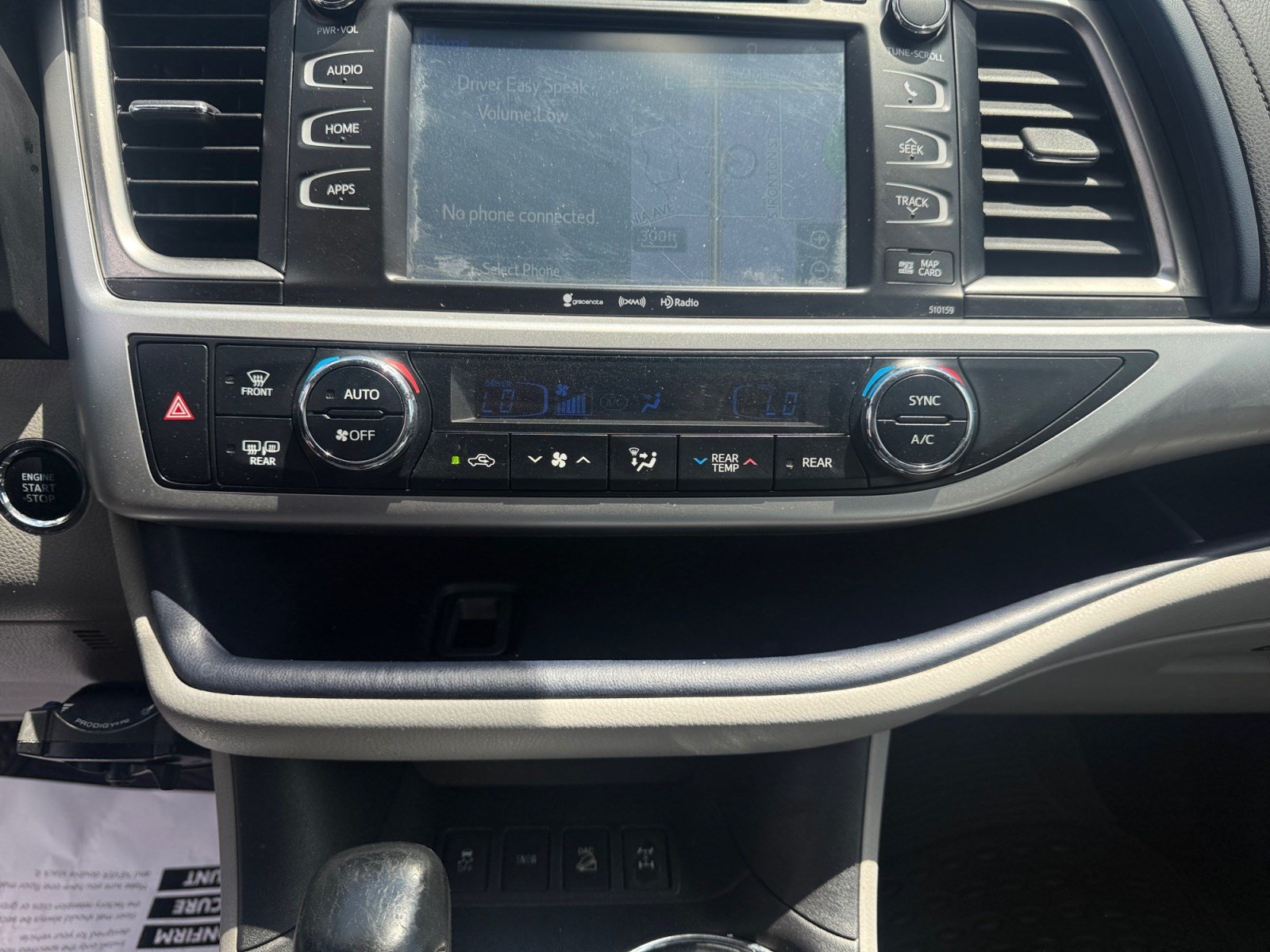 Used 2016 Toyota Highlander XLE AWD/4WD image 12
