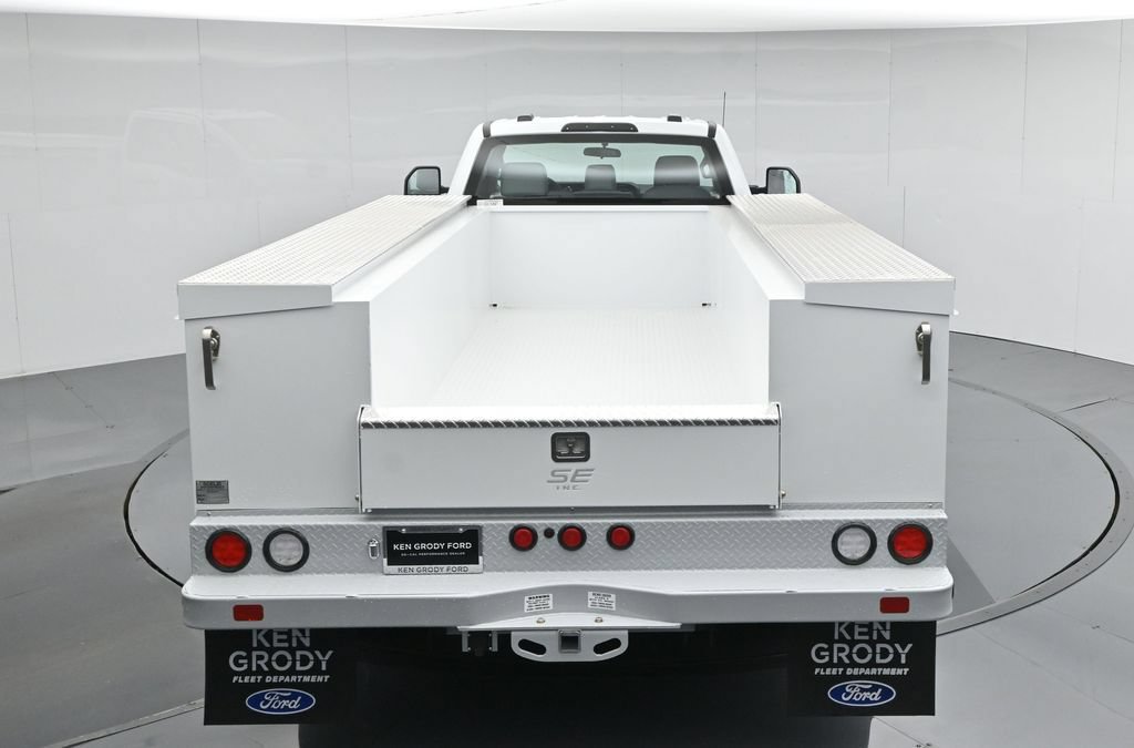 New 2026 Ford F350 XL w/ XL Chrome Package RWD image 41