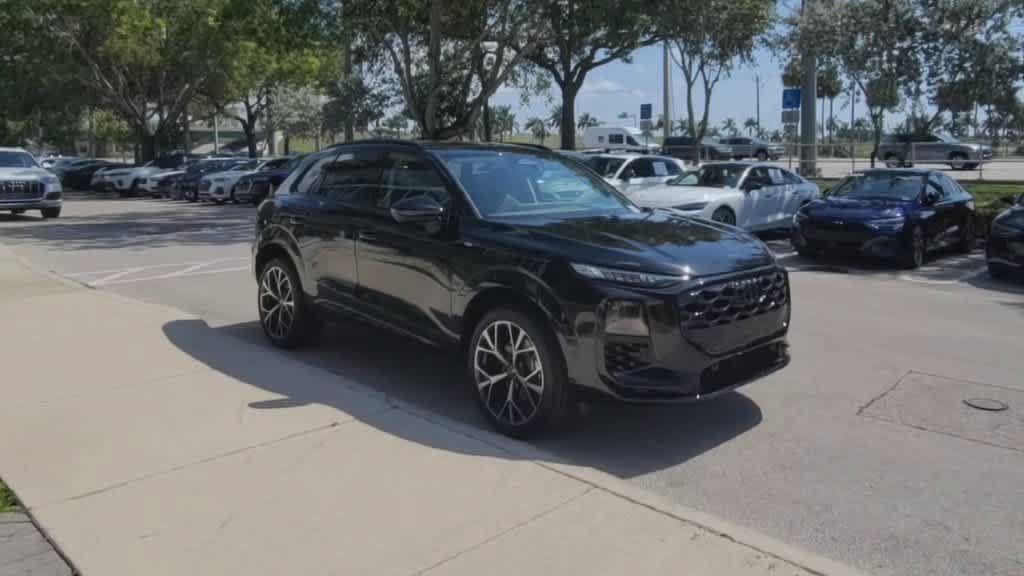 New 2026 Audi Q3 quattro 2.0T AWD/4WD image 2