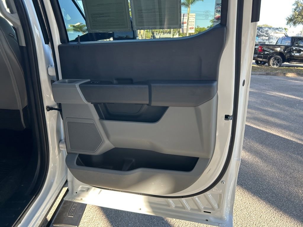 Used 2024 Ford F350 XL image 33