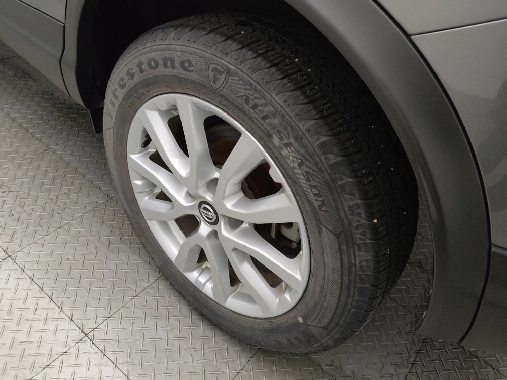 Used 2022 Nissan Rogue Sport S FWD image 31