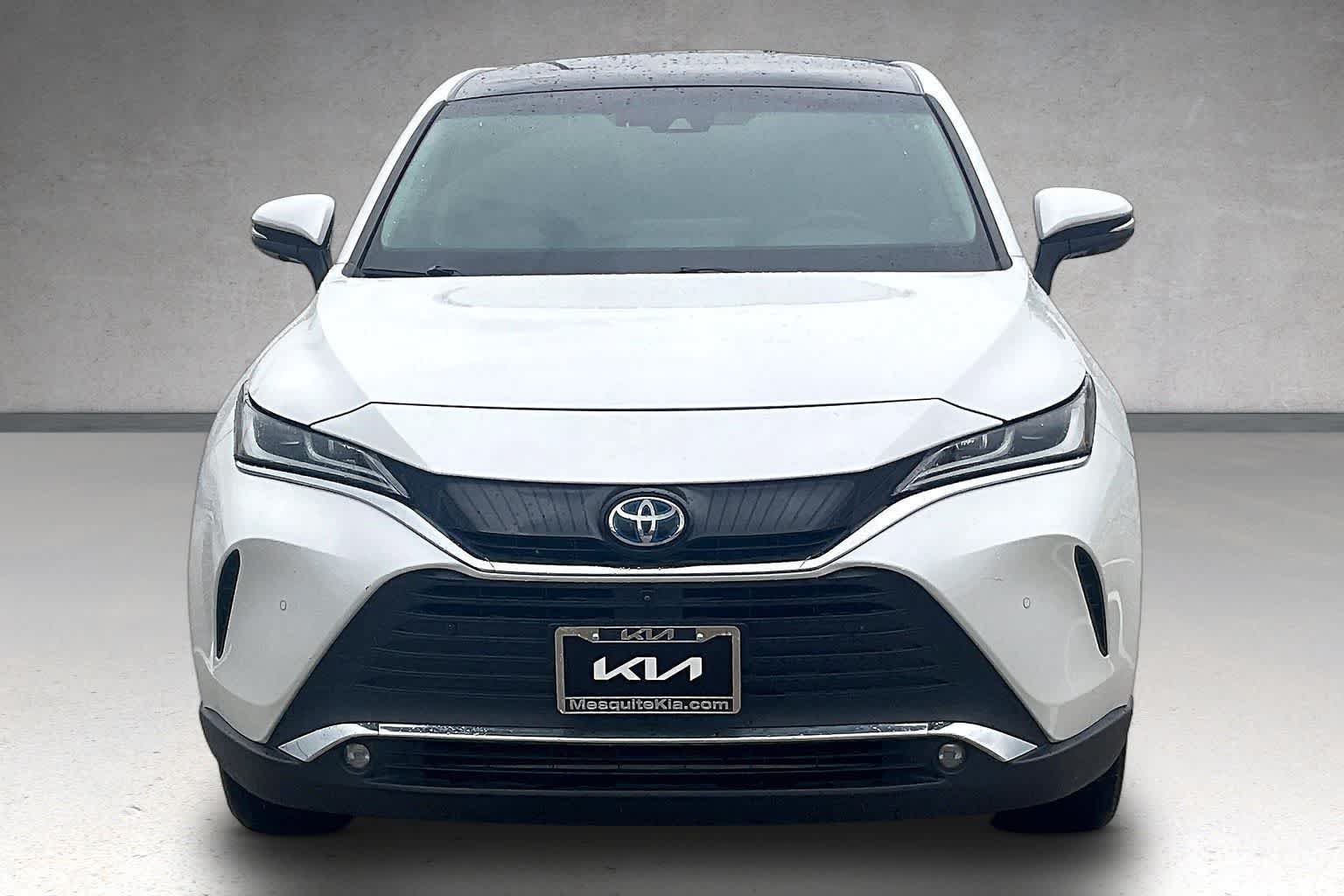 Used 2023 Toyota Venza Limited AWD/4WD image 6