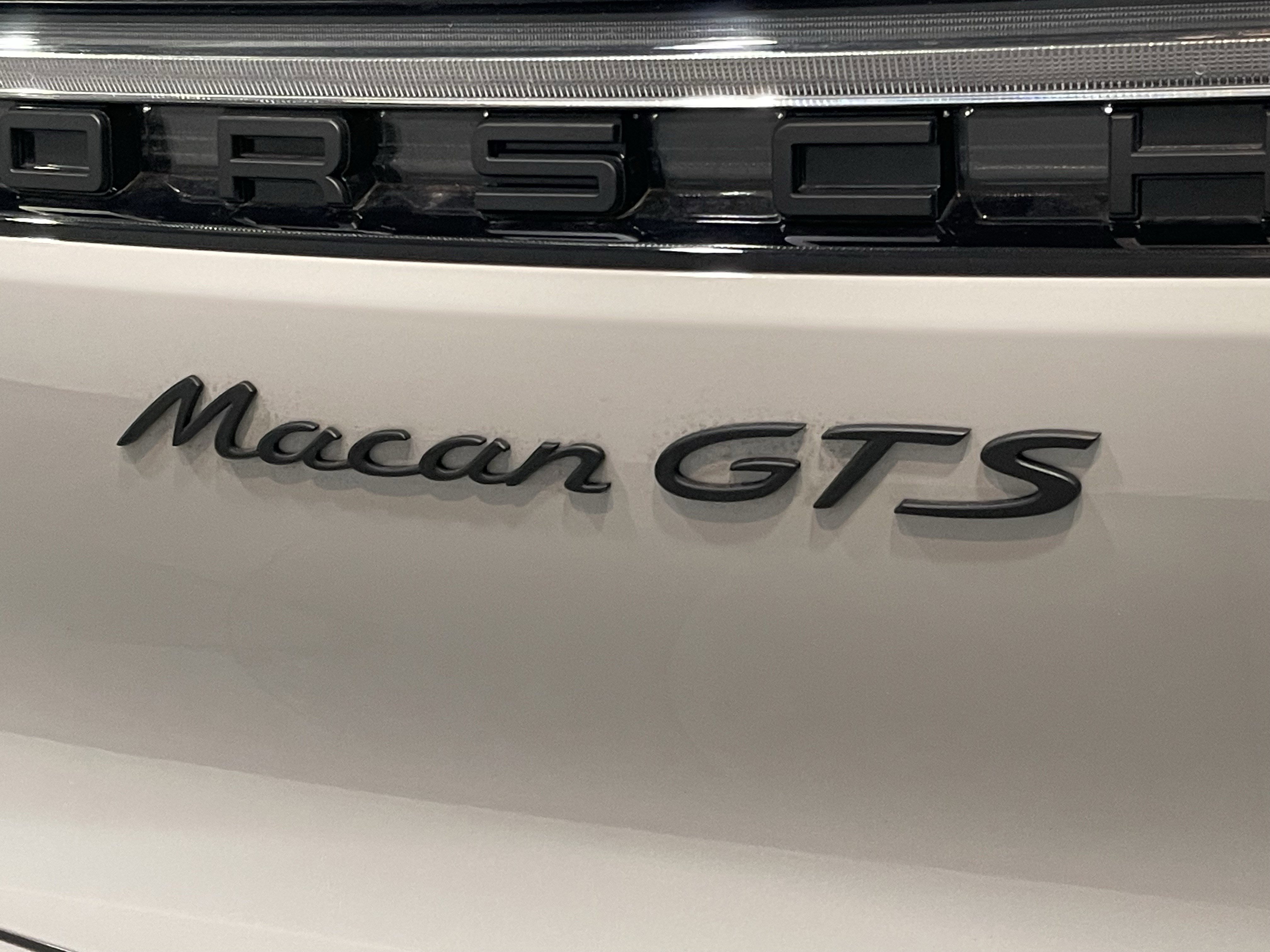 Used 2025 Porsche Macan GTS image 24