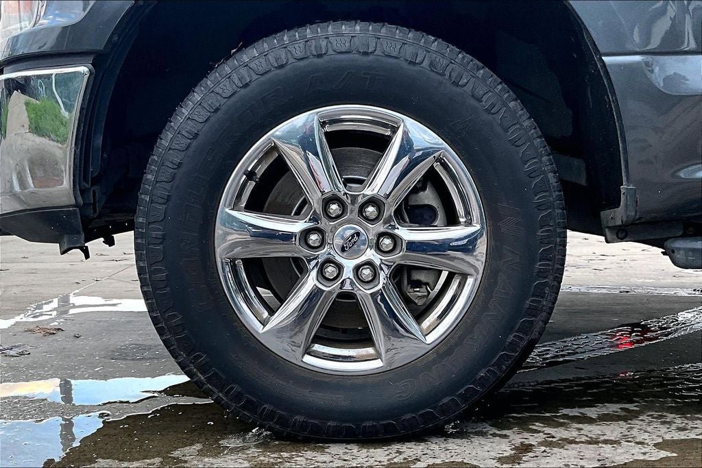 Used 2019 Ford F150 XLT w/ Equipment Group 302A Luxury image 8