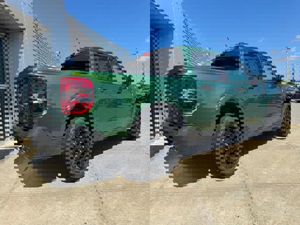 New 2025 Ford Maverick XLT w/ Black Appearance Package image 10