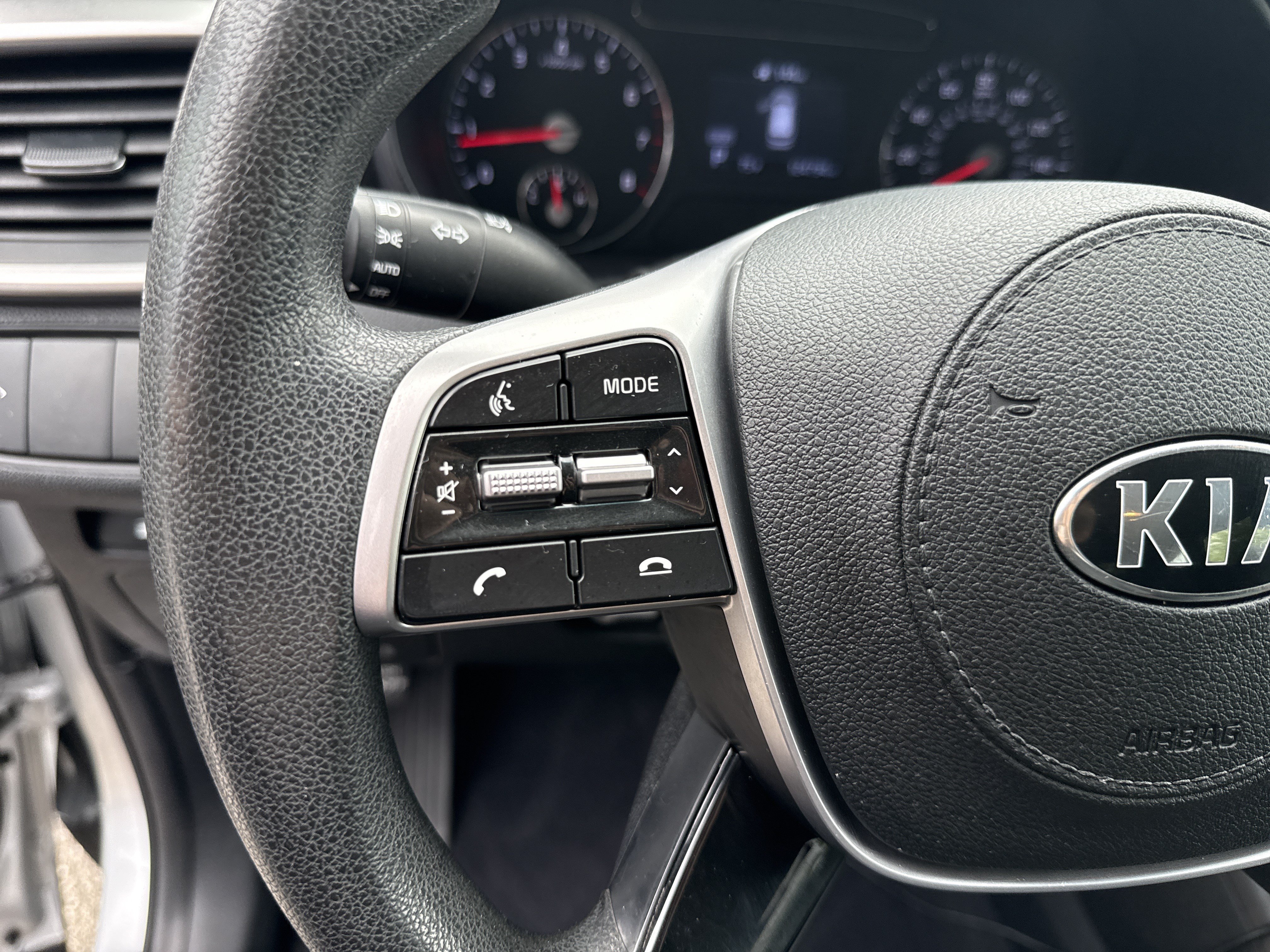Used 2020 Kia Sorento L FWD image 22