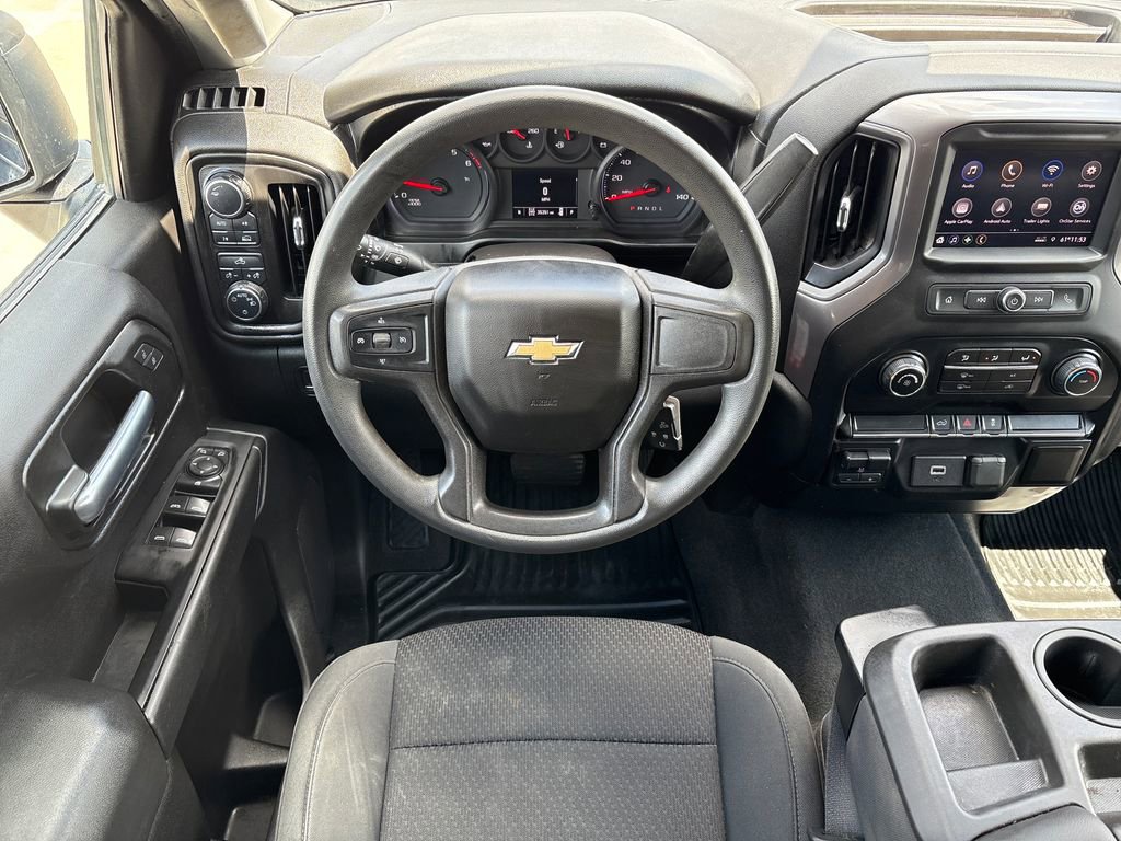 Used 2020 Chevrolet Silverado 1500 Custom w/ Custom Value Package AWD/4WD image 18