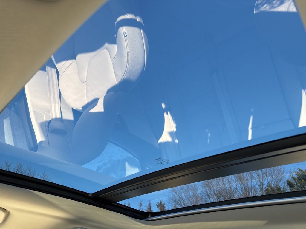 Used 2024 Volvo S60 B5 Plus w/ Climate Package image 35