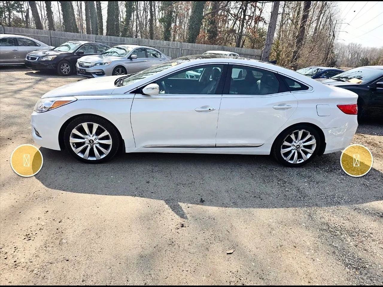 Used 2013 Hyundai Azera w/ Technology Pkg FWD image 1