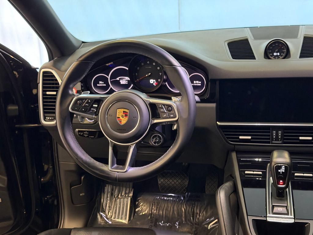 Certified 2021 Porsche Cayenne Coupe AWD/4WD image 20