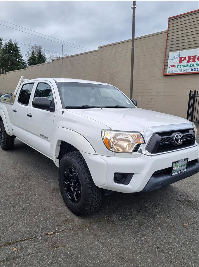 Used 2015 Toyota Tacoma 4x4 Double Cab image 8