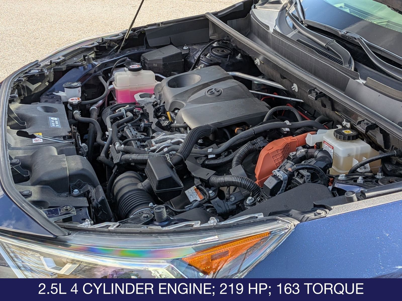 Used 2021 Toyota RAV4 Limited AWD/4WD image 28