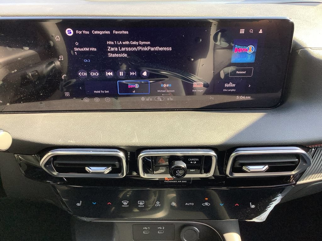 New 2026 Nissan Sentra SR w/ SR Premium Package FWD image 18