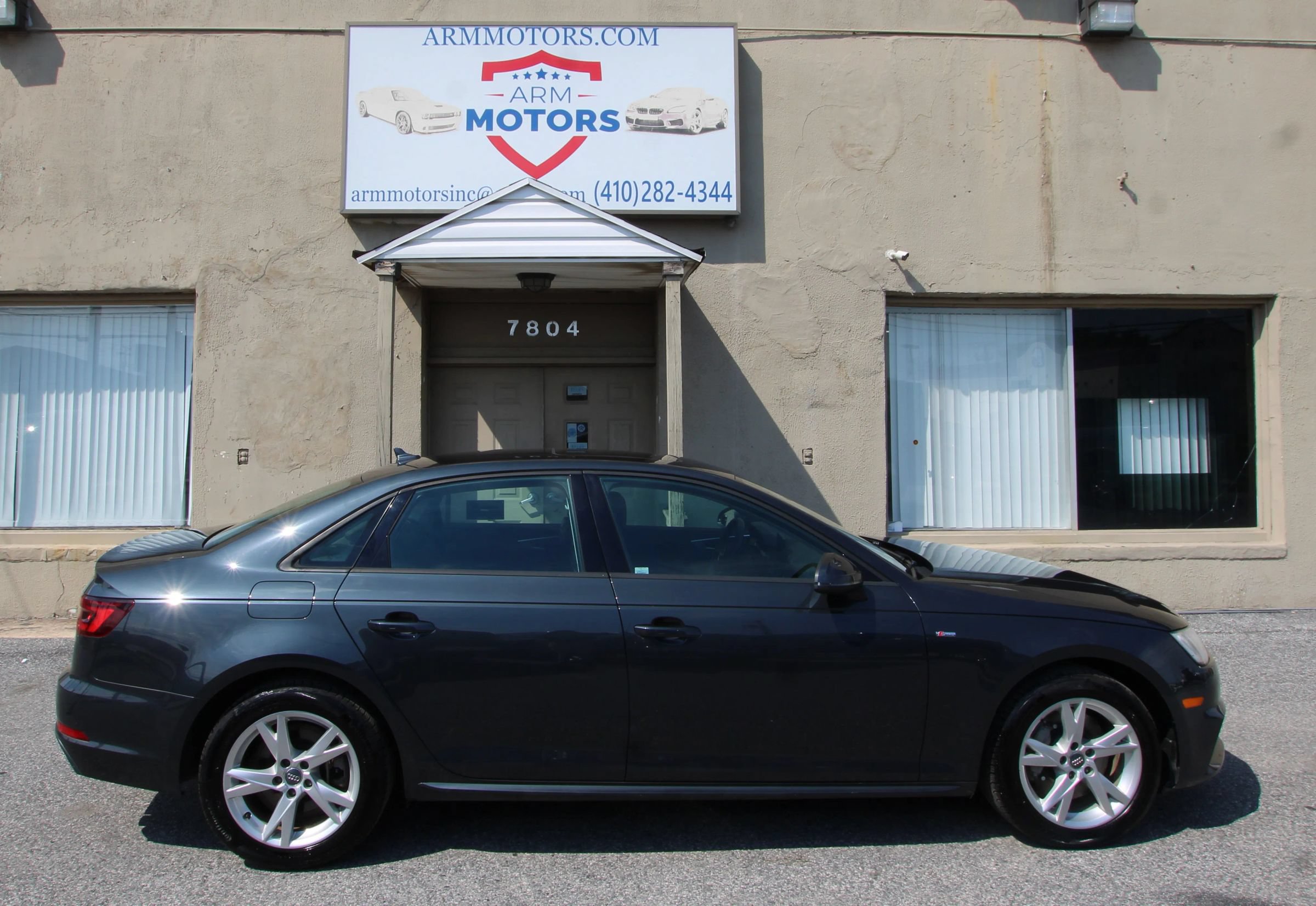 Used 2018 Audi A4 2.0T Premium w/ Convenience Package AWD/4WD image 4