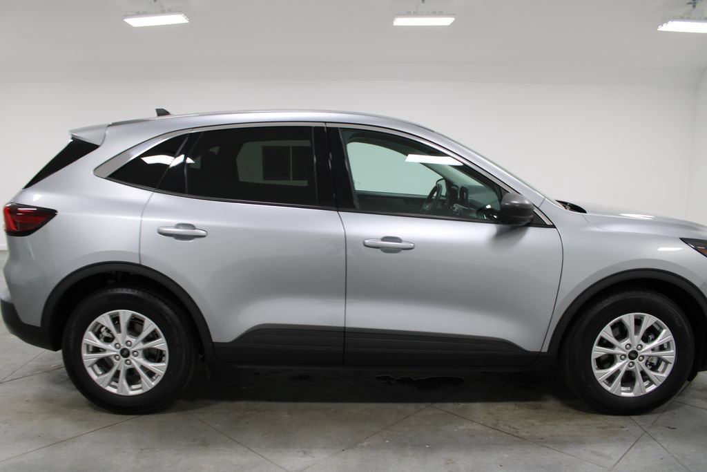 Used 2024 Ford Escape Active FWD image 11