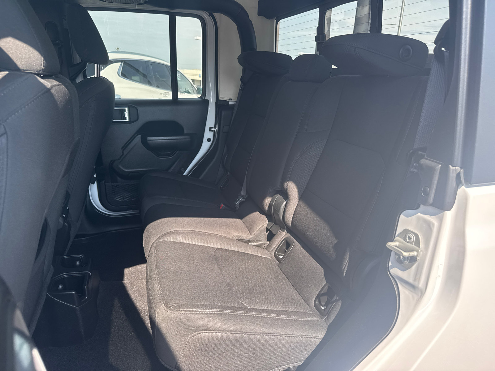 Used 2023 Jeep Gladiator Sport AWD/4WD image 6