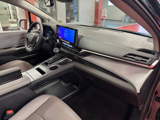 Certified 2025 Toyota Sienna XLE w/ XLE Plus Package AWD/4WD image 16