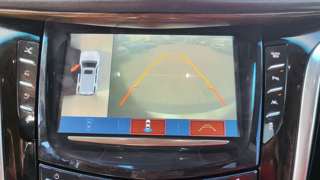 Used 2018 Cadillac Escalade Luxury AWD/4WD image 39