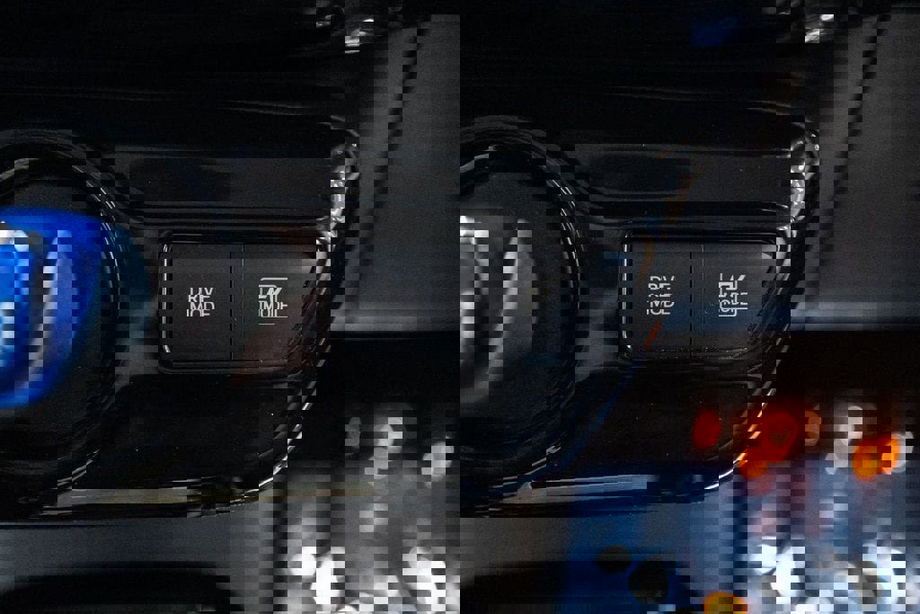 Used 2017 Toyota Prius Three image 21