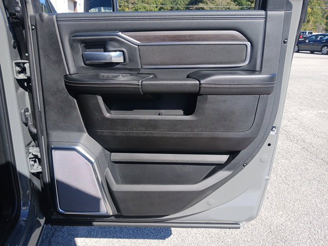 New 2027 RAM 5500 4x4 Crew Cab w/ Laramie Trim Package image 24