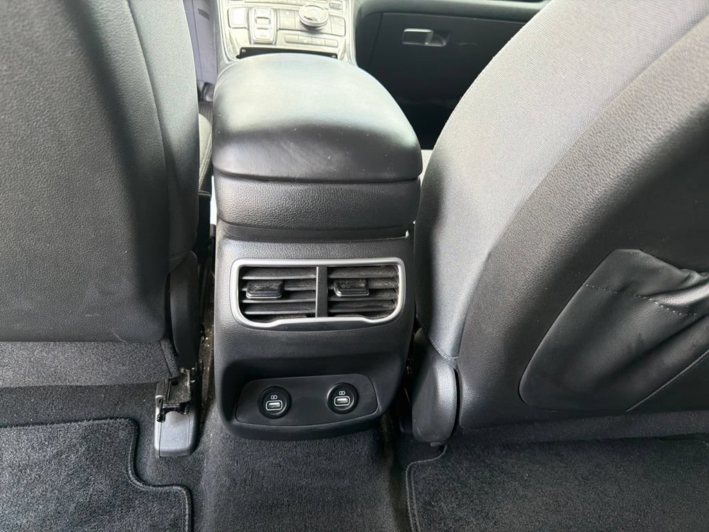 Certified 2023 Hyundai Santa Fe SEL AWD/4WD image 18