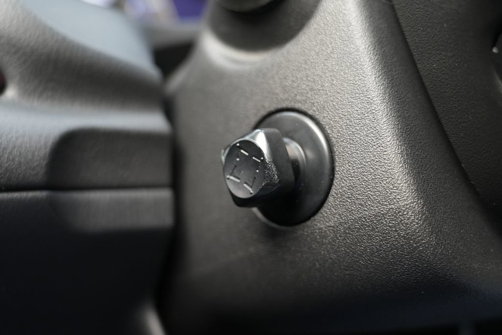 Used 2015 INFINITI Q70 L 3.7 RWD image 57