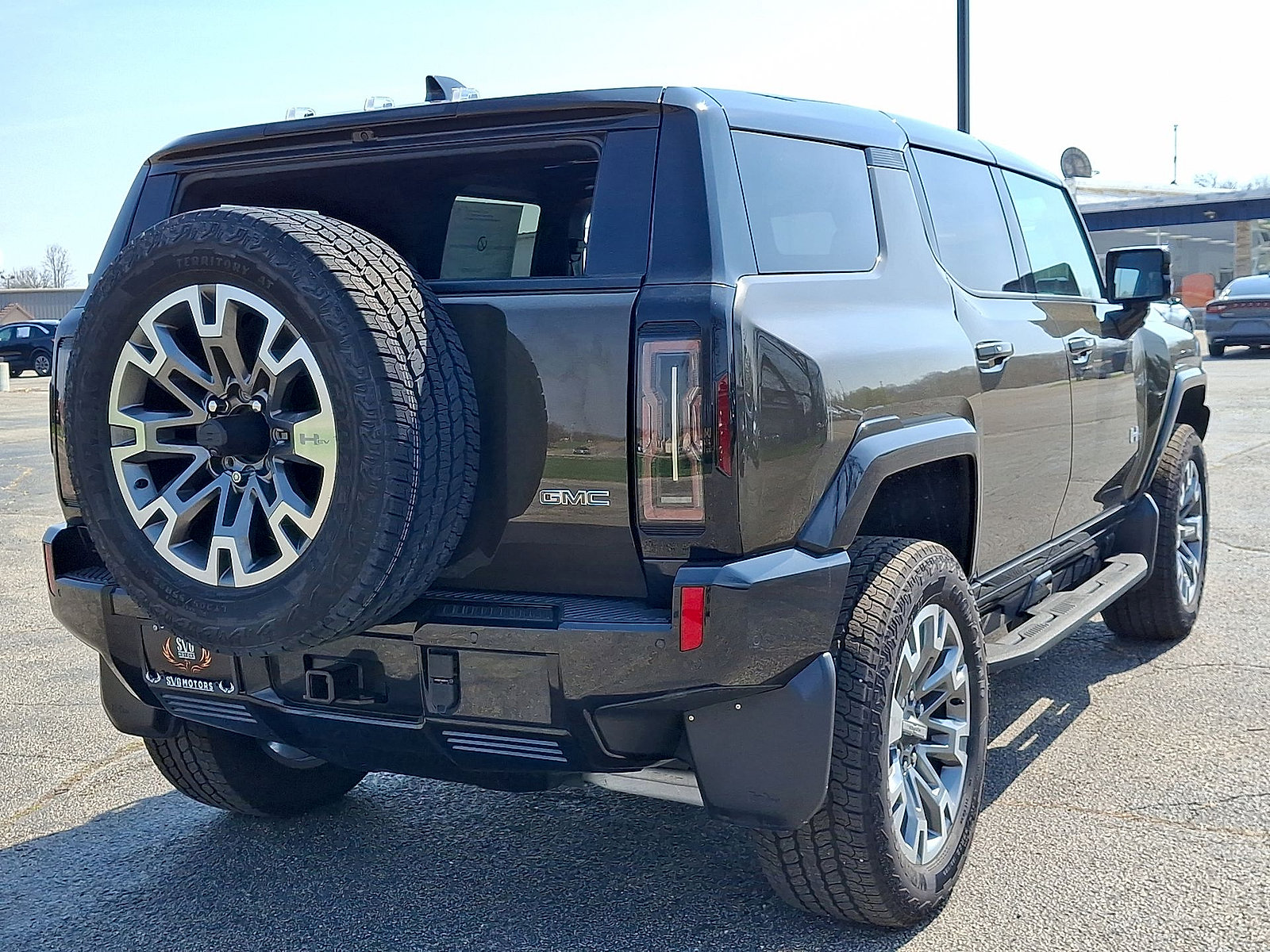 New 2025 GMC Hummer EV 3X w/ LPO, Cargo Utility Package AWD/4WD image 12